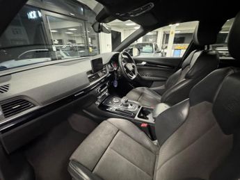 AUDI Q5 2.0 TDI 40 Black Edition SUV 5dr Diesel S Tronic quattro Euro 6 
