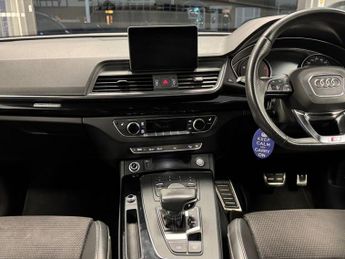 AUDI Q5 2.0 TDI 40 Black Edition SUV 5dr Diesel S Tronic quattro Euro 6 