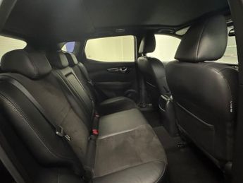 NISSAN QASHQAI 1.6 dCi N-Vision SUV 5dr Diesel XTRON 2WD Euro 6 (s/s) (130 ps)