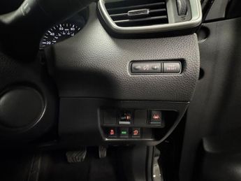 NISSAN QASHQAI 1.6 dCi N-Vision SUV 5dr Diesel XTRON 2WD Euro 6 (s/s) (130 ps)