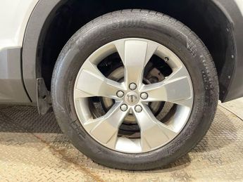 VOLVO XC40 1.5 T3 Momentum SUV 5dr Petrol Auto Euro 6 (s/s) (163 ps)