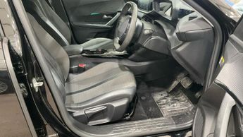 PEUGEOT E-2008 50kWh Allure Premium SUV 5dr Electric Auto (7kW Charger) (136 ps