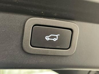 JAGUAR I-PACE 400 90kWh SE SUV 5dr Electric Auto 4WD (400 ps)