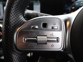 MERCEDES-BENZ A-CLASS 1.3 A180 AMG Line Edition (Executive) Hatchback 5dr Petrol 7G-DC