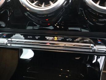 MERCEDES-BENZ A-CLASS 1.3 A180 AMG Line Edition (Executive) Hatchback 5dr Petrol 7G-DC