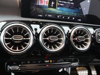 MERCEDES-BENZ A-CLASS 1.3 A180 AMG Line Edition (Executive) Hatchback 5dr Petrol 7G-DC