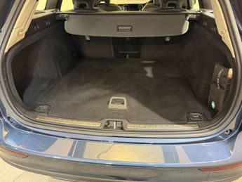 VOLVO V60 2.0 D3 Inscription Pro Estate 5dr Diesel Auto Euro 6 (s/s) (150 