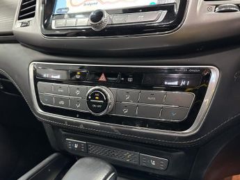 SSANGYONG REXTON 2.2D Ice SUV 5dr Diesel T-Tronic 4WD Euro 6 (181 ps)