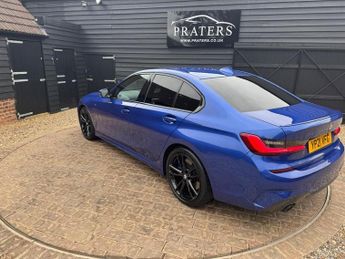 BMW 3 SERIES 2.0 320d MHT M Sport Saloon 4dr Diesel Hybrid Auto Euro 6 (s/s) 