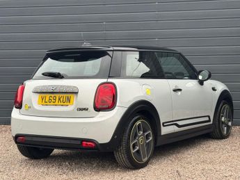 MINI Electric Hatch Cooper SE 32.6kWh Level 3 Hatchback 3dr Electric Auto 