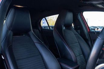 MERCEDES-BENZ 180 1.6 GLA200 AMG Line (Premium) SUV 5dr Petrol 7G-DCT Euro 6 (s/s)