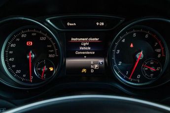 MERCEDES-BENZ 180 1.6 GLA200 AMG Line (Premium) SUV 5dr Petrol 7G-DCT Euro 6 (s/s)