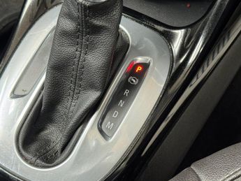 VAUXHALL CORSA 1.4i SE Hatchback 3dr Petrol Auto Euro 6 (90 ps)