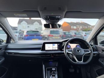 VOLKSWAGEN GOLF 1.5 eTSI MHEV Style Hatchback 5dr Petrol Hybrid DSG Euro 6 (s/s)