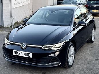 VOLKSWAGEN GOLF 1.5 eTSI MHEV Style Hatchback 5dr Petrol Hybrid DSG Euro 6 (s/s)