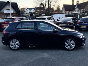 VOLKSWAGEN GOLF 1.5 eTSI MHEV Style Hatchback 5dr Petrol Hybrid DSG Euro 6 (s/s)