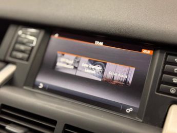 LAND ROVER DISCOVERY SPORT 2.0 TD4 HSE SUV 5dr Diesel Auto 4WD Euro 6 (s/s) (180 ps)