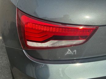 AUDI A1 1.6 TDI S line Sportback 5dr Diesel S Tronic Euro 6 (s/s) (116 p
