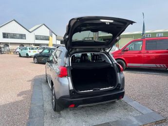 PEUGEOT 2008 1.6 e-HDi Allure SUV 5dr Diesel EGC Euro 5 (s/s) (92 ps)