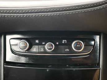 VAUXHALL GRANDLAND X 1.2 Turbo SE SUV 5dr Petrol Auto 8Spd Euro 6 (s/s) (130 ps)