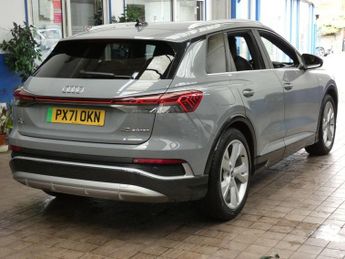 AUDI Q4 E-TRON 40 S line SUV 5dr Electric Auto 82kWh (204 ps)