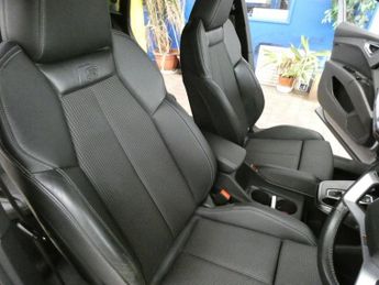 AUDI Q4 E-TRON 40 S line SUV 5dr Electric Auto 82kWh (204 ps)