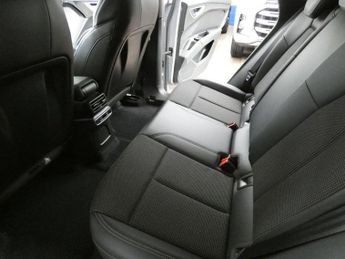 AUDI Q4 E-TRON 40 S line SUV 5dr Electric Auto 82kWh (204 ps)