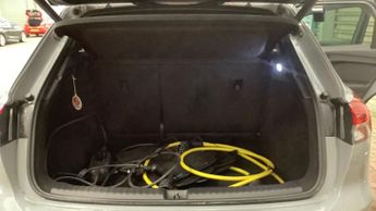 AUDI Q4 E-TRON 40 S line SUV 5dr Electric Auto 82kWh (204 ps)