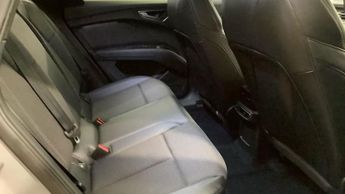 AUDI Q4 E-TRON 40 S line SUV 5dr Electric Auto 82kWh (204 ps)