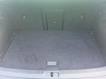 VOLKSWAGEN GOLF 2.0 TDI R-Line Hatchback 5dr Diesel DSG Euro 6 (s/s)