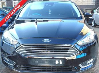 Ford Focus 1.6 Titanium Hatchback 5dr Petrol Powershift Euro 6 (125 ps)