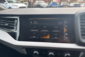 AUDI A1 1.5 TFSI 35 S line Sportback 5dr Petrol S Tronic Euro 6 (s/s) (1