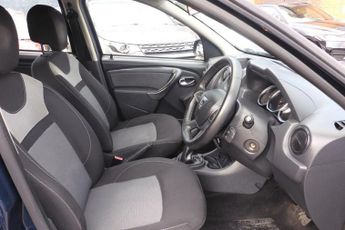 DACIA DUSTER 1.5 dCi Prestige SUV 5dr Diesel EDC Euro 6 (s/s) (110 ps)