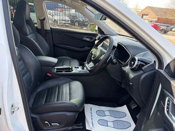 MG MG HS 1.5 T-GDI Exclusive SUV 5dr Petrol DCT Euro 6 (s/s) (162 ps)
