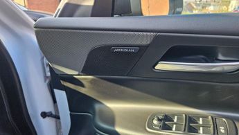 JAGUAR XE 2.0d Landmark Saloon 4dr Diesel Auto Euro 6 (s/s) (180 ps)