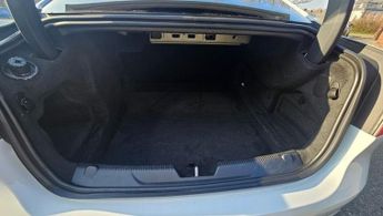 JAGUAR XE 2.0d Landmark Saloon 4dr Diesel Auto Euro 6 (s/s) (180 ps)