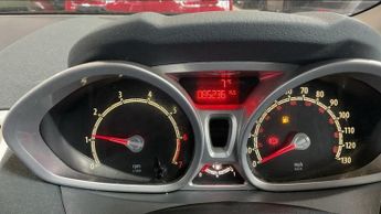 FORD FIESTA 1.4 Zetec Hatchback 5dr Petrol Manual (133 g/km, 94 bhp)