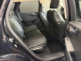 FORD KUGA 2.0 EcoBlue Vignale SUV 5dr Diesel Auto AWD Euro 6 (s/s) (190 ps