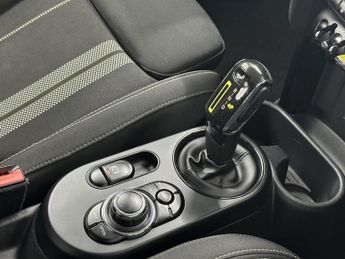 MINI Electric Hatch Cooper SE 32.6kWh Level 1 Hatchback 3dr Electric Auto (184 ps)