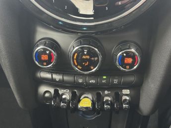 MINI Electric Hatch Cooper SE 32.6kWh Level 1 Hatchback 3dr Electric Auto (184 ps)