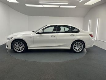 BMW 3 SERIES 2.0 330e 12kWh M Sport Saloon 4dr Petrol Plug-in Hybrid Auto xDr