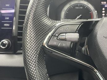 SKODA KAROQ 1.5 TSI ACT SportLine SUV 5dr Petrol DSG Euro 6 (s/s) (150 ps)