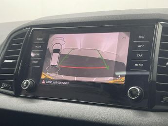 SKODA KAROQ 1.5 TSI ACT SportLine SUV 5dr Petrol DSG Euro 6 (s/s) (150 ps)