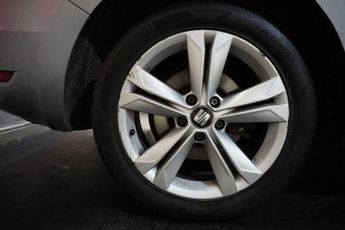 SEAT ALHAMBRA 2.0 TDI SE Lux MPV 5dr Diesel DSG Euro 6 (s/s) (150 ps)