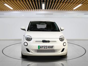 FIAT 500E 42kWh Icon Hatchback 3dr Electric Auto (118 ps)