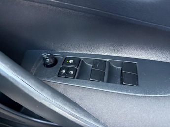 TOYOTA COROLLA 1.8 VVT-h Car Derived Van 5dr Petrol Hybrid CVT Euro 6 (s/s) (12
