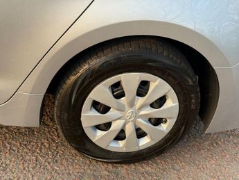 TOYOTA COROLLA 1.8 VVT-h Car Derived Van 5dr Petrol Hybrid CVT Euro 6 (s/s) (12