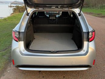 TOYOTA COROLLA 1.8 VVT-h Car Derived Van 5dr Petrol Hybrid CVT Euro 6 (s/s) (12