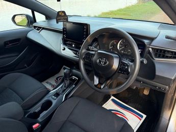TOYOTA COROLLA 1.8 VVT-h Car Derived Van 5dr Petrol Hybrid CVT Euro 6 (s/s) (12