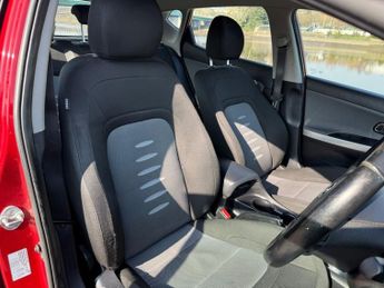 KIA CEED 1.6 GDi EcoDynamics 2 Hatchback 5dr Petrol Manual Euro 5 (s/s) (